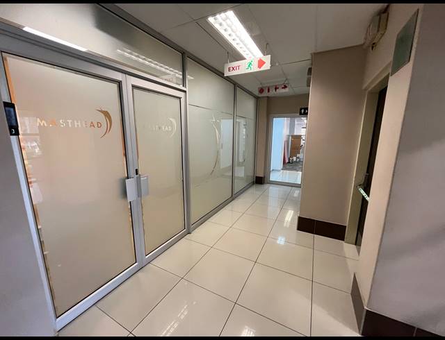 324M² OFFICE TO LET IN PINELANDS